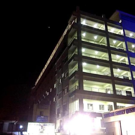 Hotel Santoshi Hometel Raichur 외부 사진