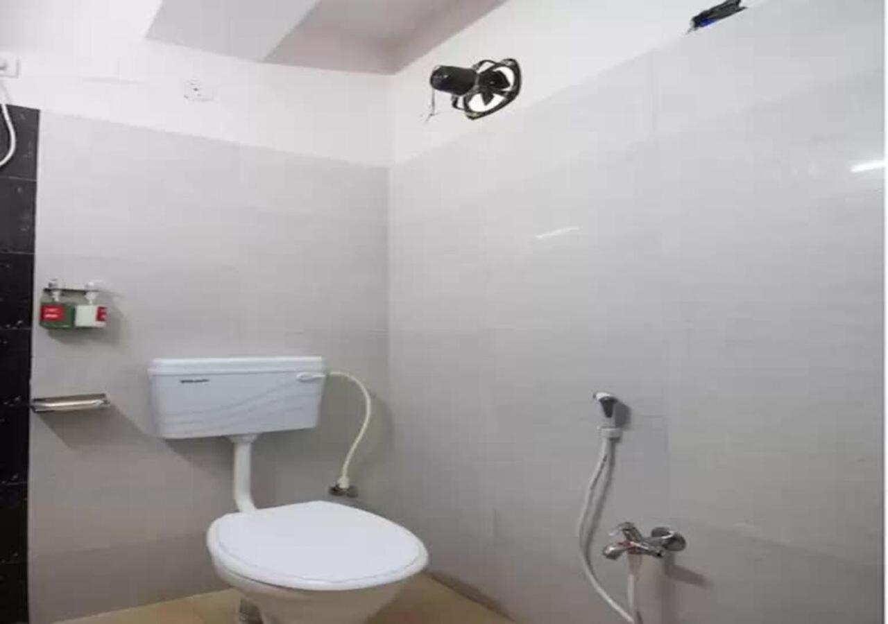 Hotel Santoshi Hometel Raichur 외부 사진