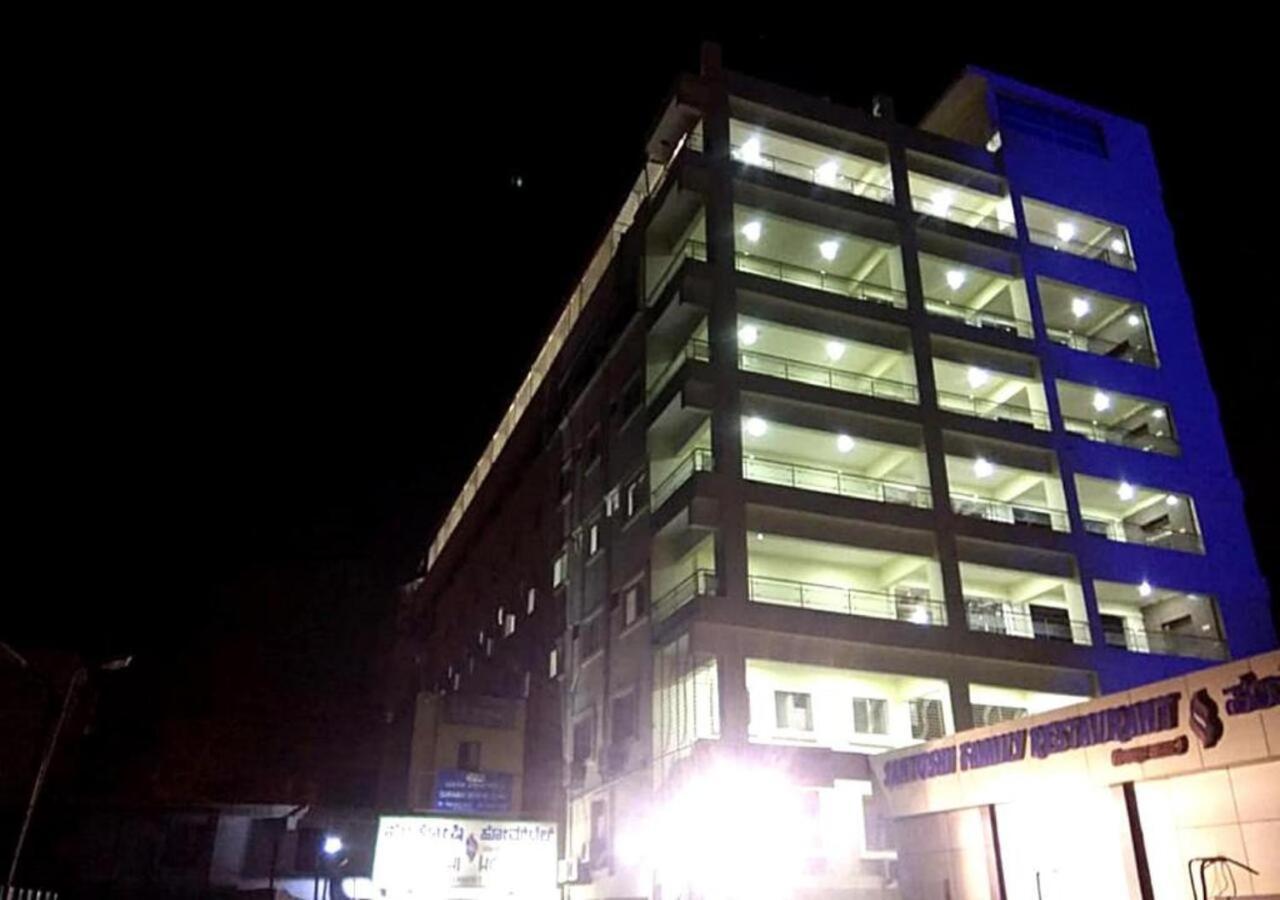 Hotel Santoshi Hometel Raichur 외부 사진
